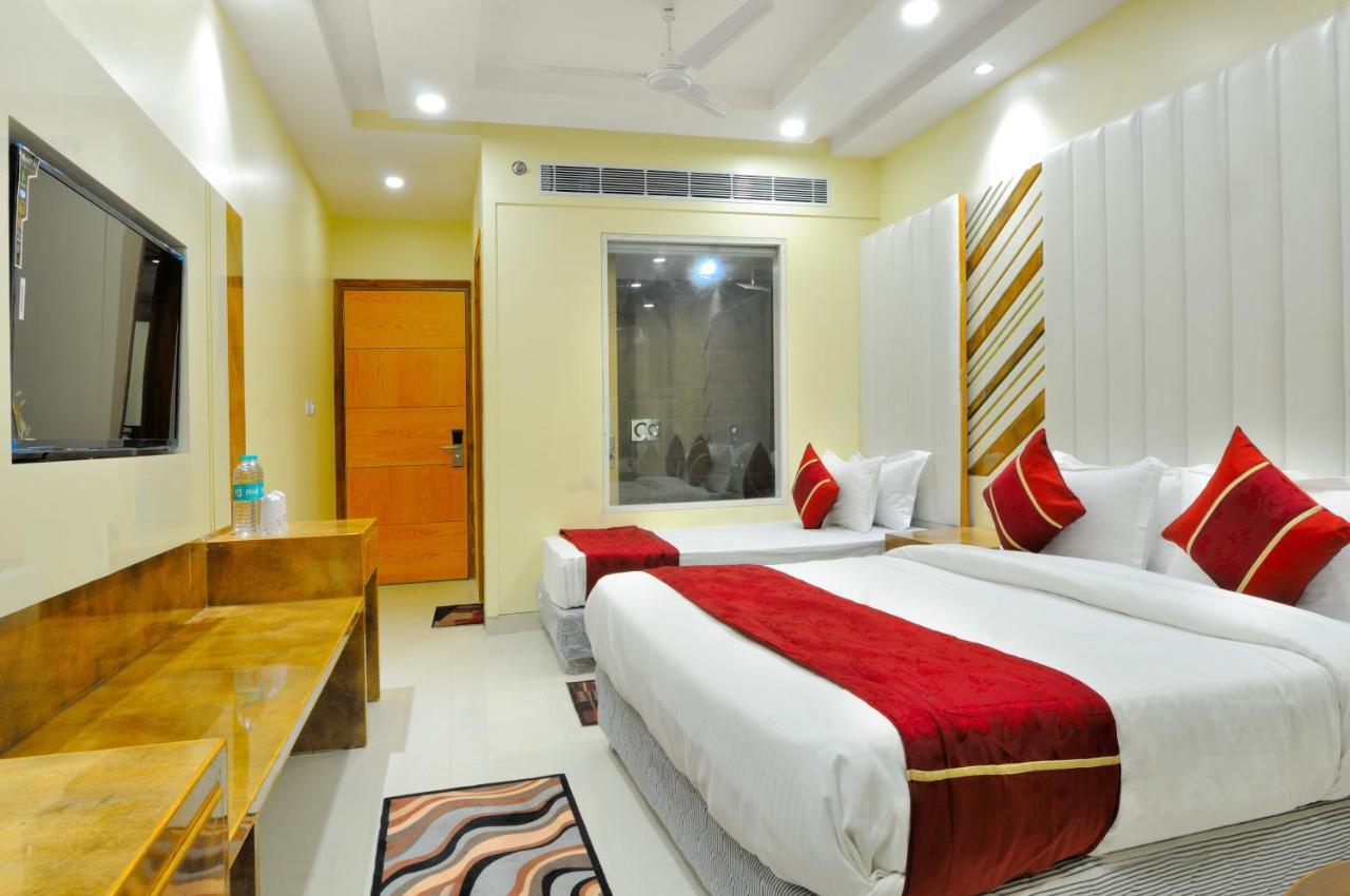 Hotel Worth Newly Bulit - Nuova Delhi Esterno foto