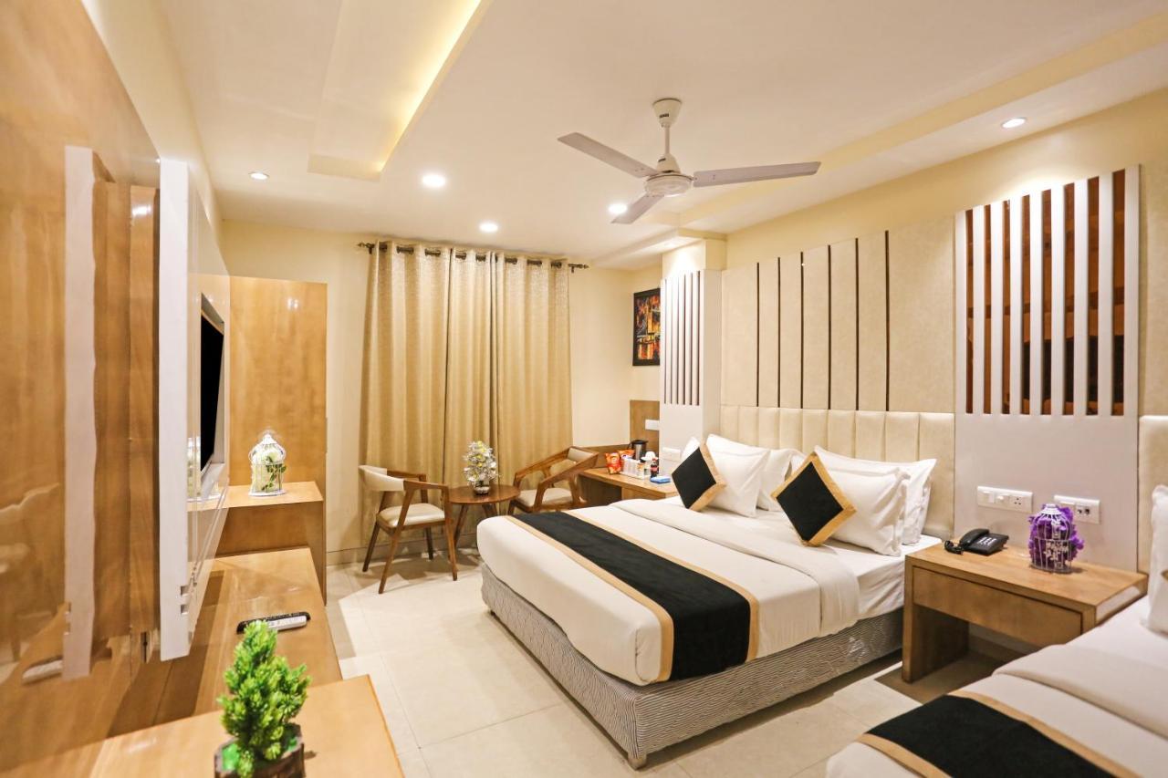 Hotel Worth Newly Bulit - Nuova Delhi Esterno foto