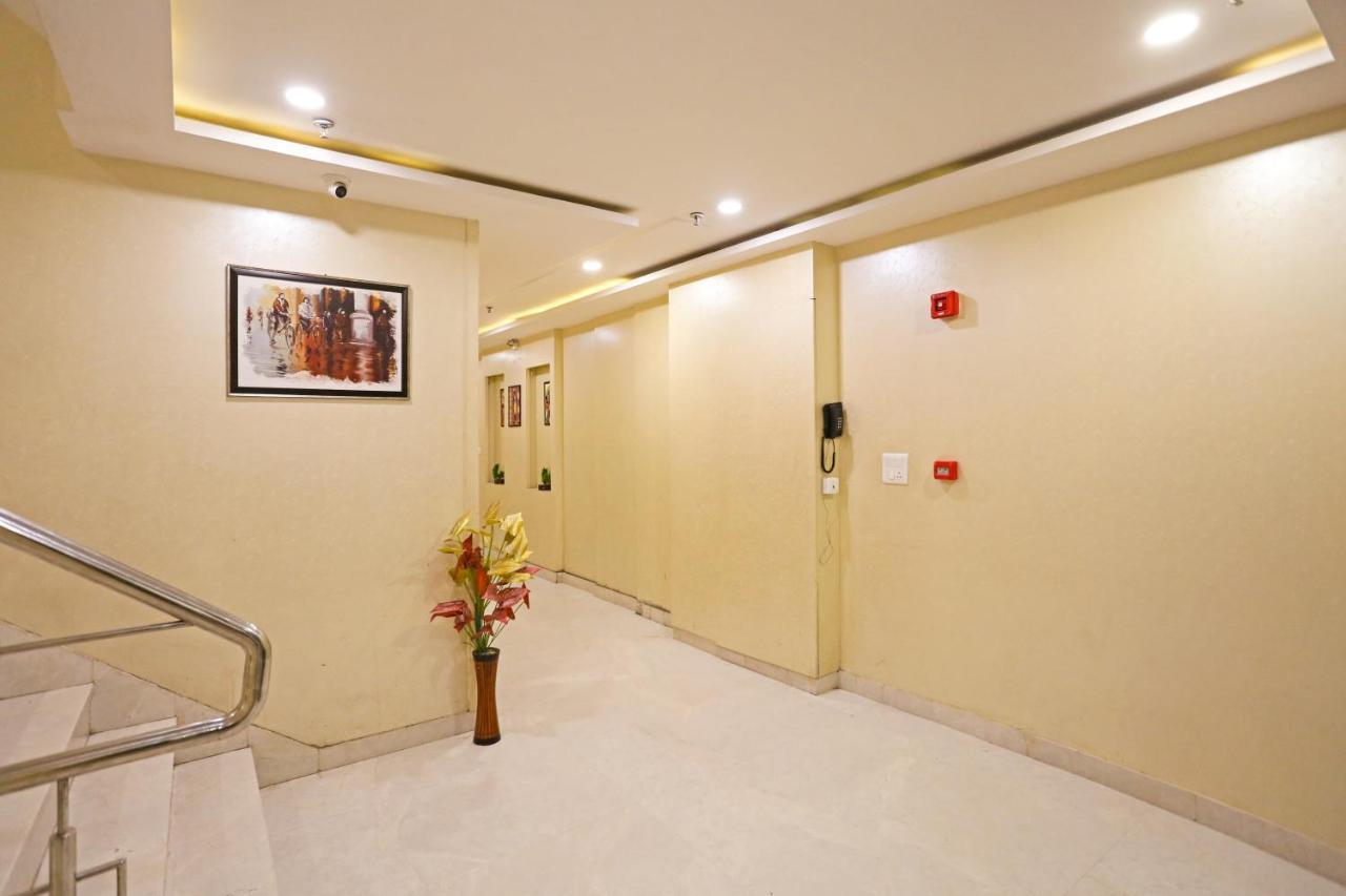 Hotel Worth Newly Bulit - Nuova Delhi Esterno foto