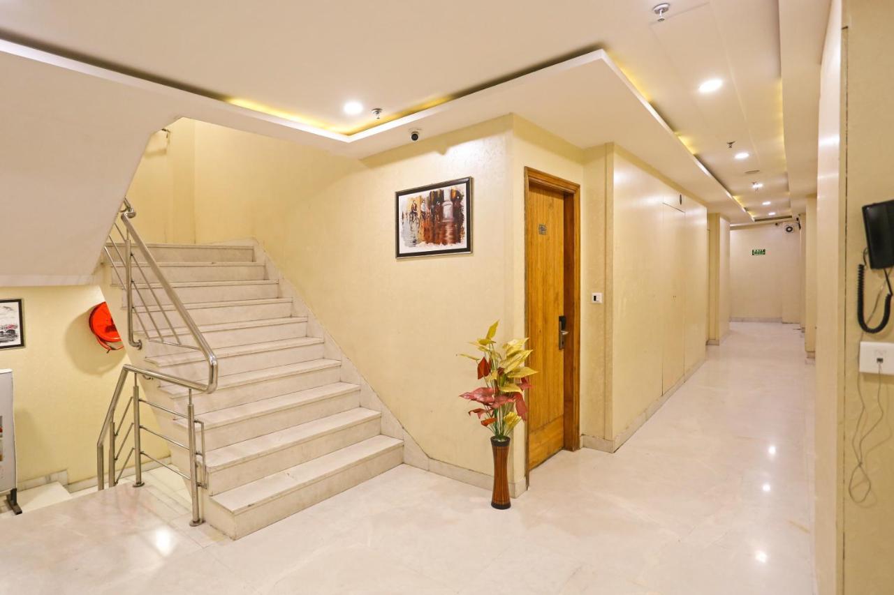 Hotel Worth Newly Bulit - Nuova Delhi Esterno foto