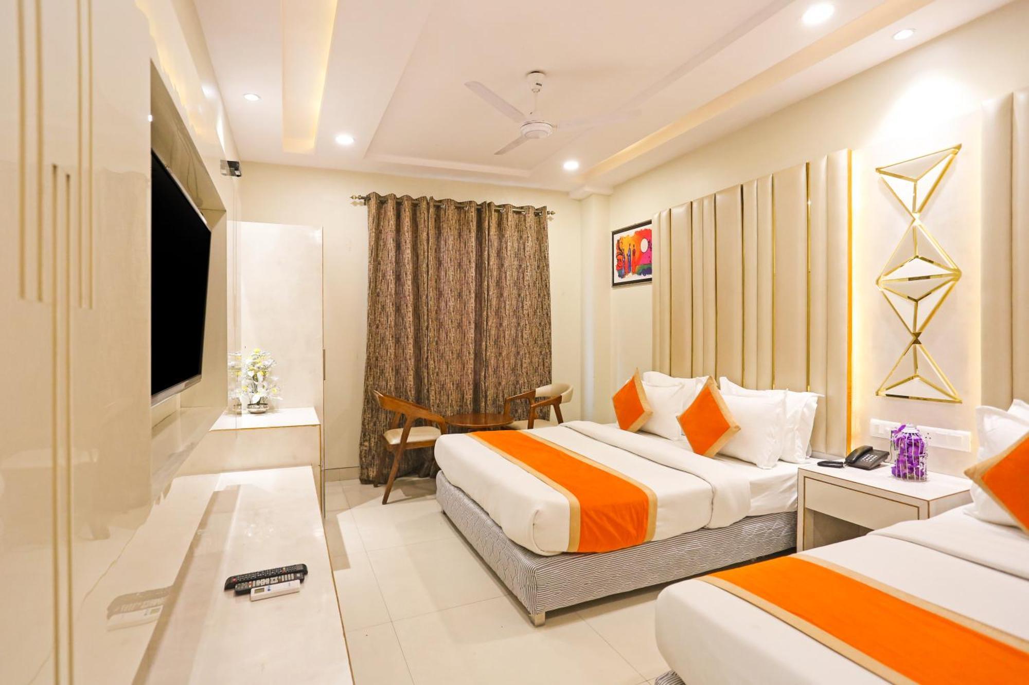 Hotel Worth Newly Bulit - Nuova Delhi Esterno foto