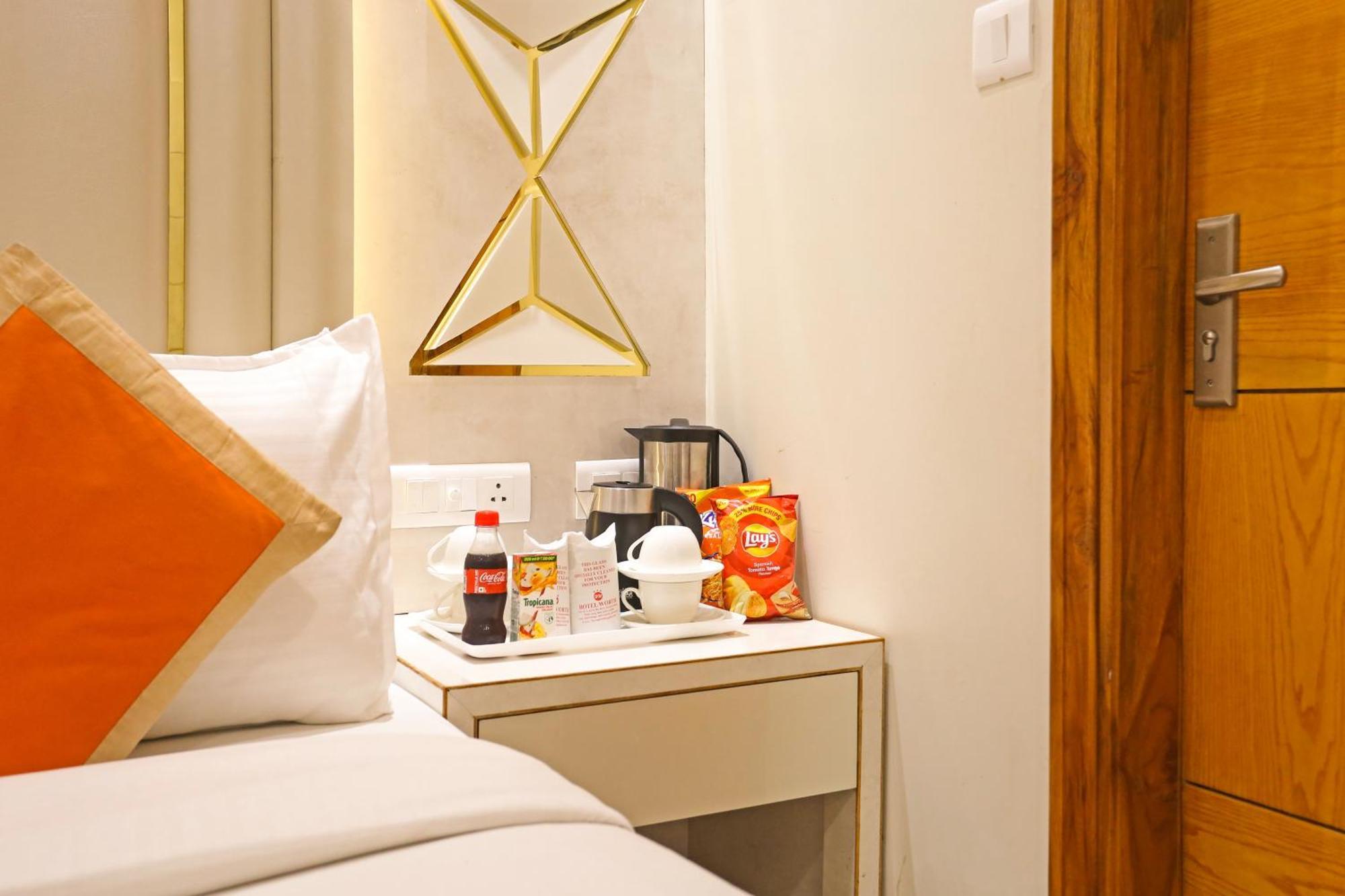 Hotel Worth Newly Bulit - Nuova Delhi Esterno foto